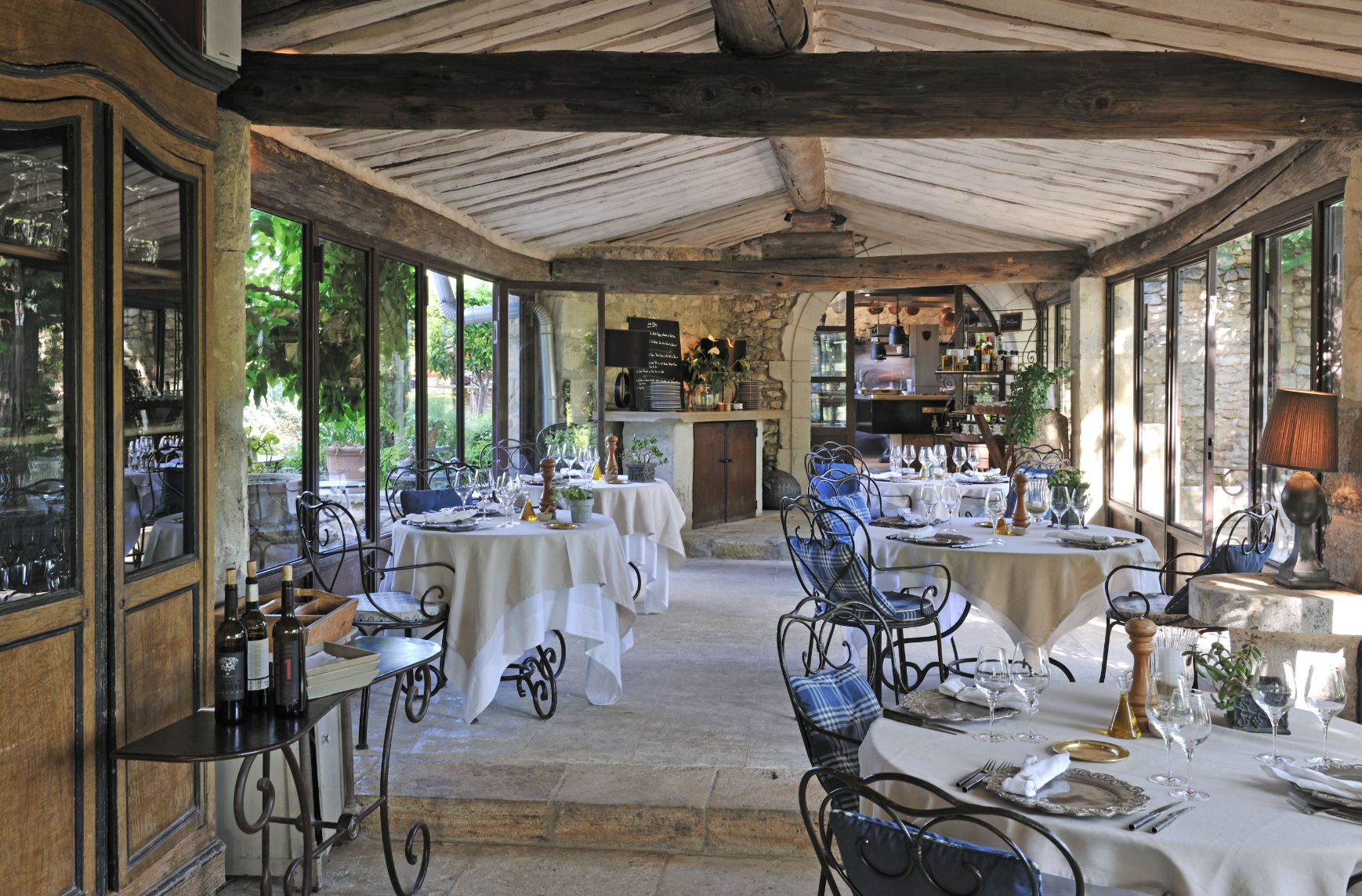 La Table de la Bastide, le restaurant de l’hôtel dans le Luberon © La Bastide de Marie